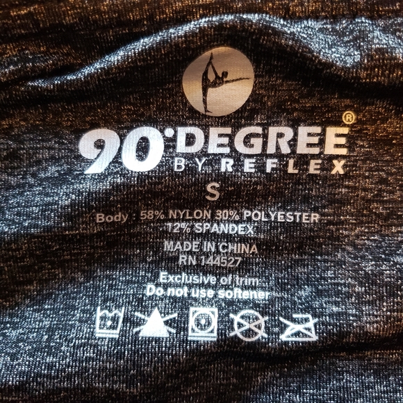 90° by Reflex Leggings - Picture 2 of 6